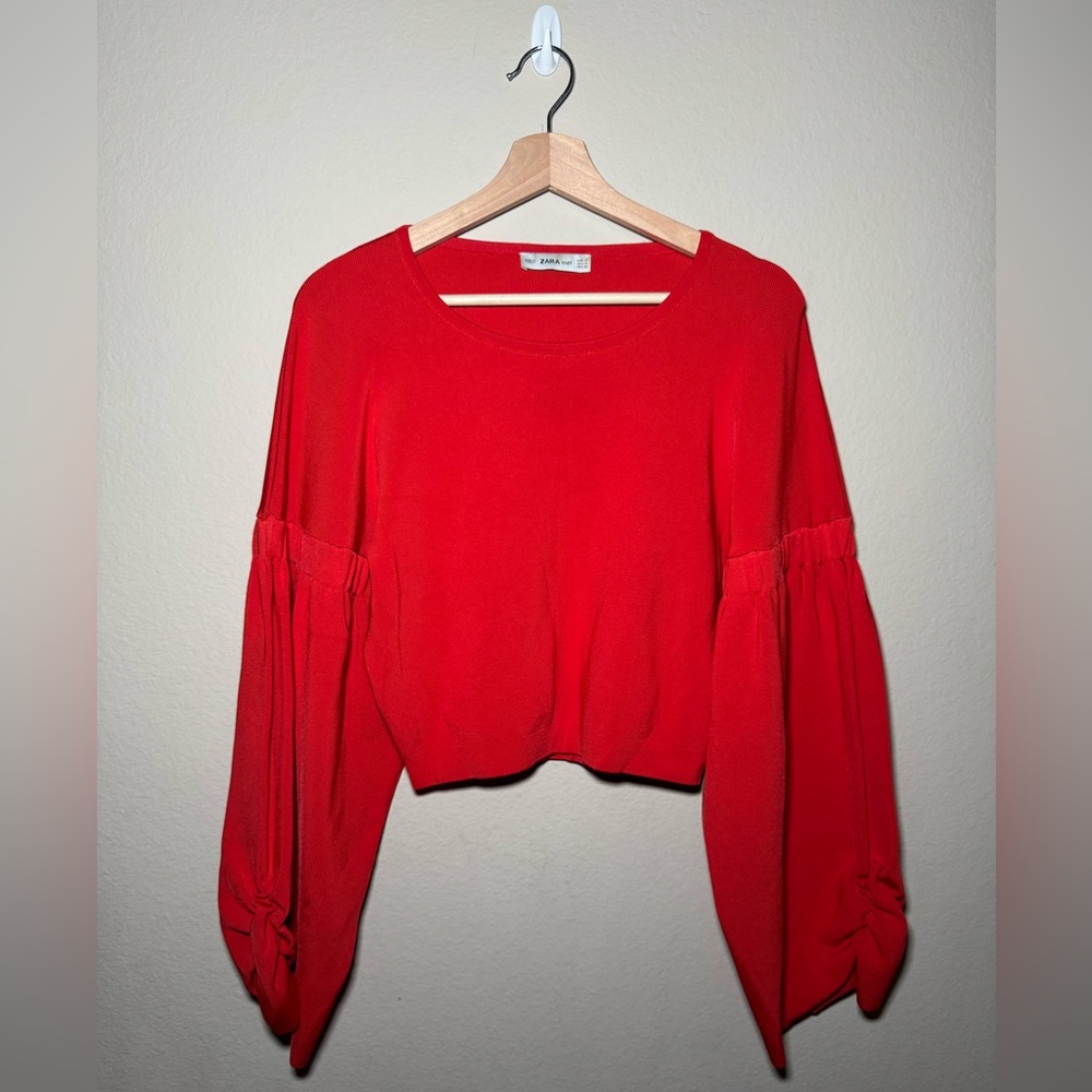 Women’s ZARA Medium Red Cropped Puff Sleeve Top - Picture 2 of 12